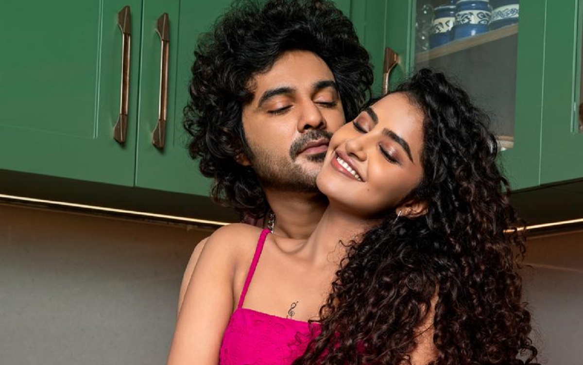 ‘టిల్లు స్క్వేర్‌’ లో అనుపమ గ్లామర్‌ డోస్‌ పెంచడంతో ఉత్కంఠ!