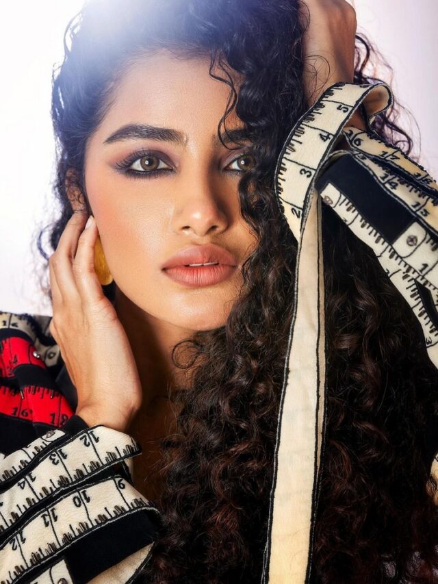 Anupama Parameswaran Looks Awesome