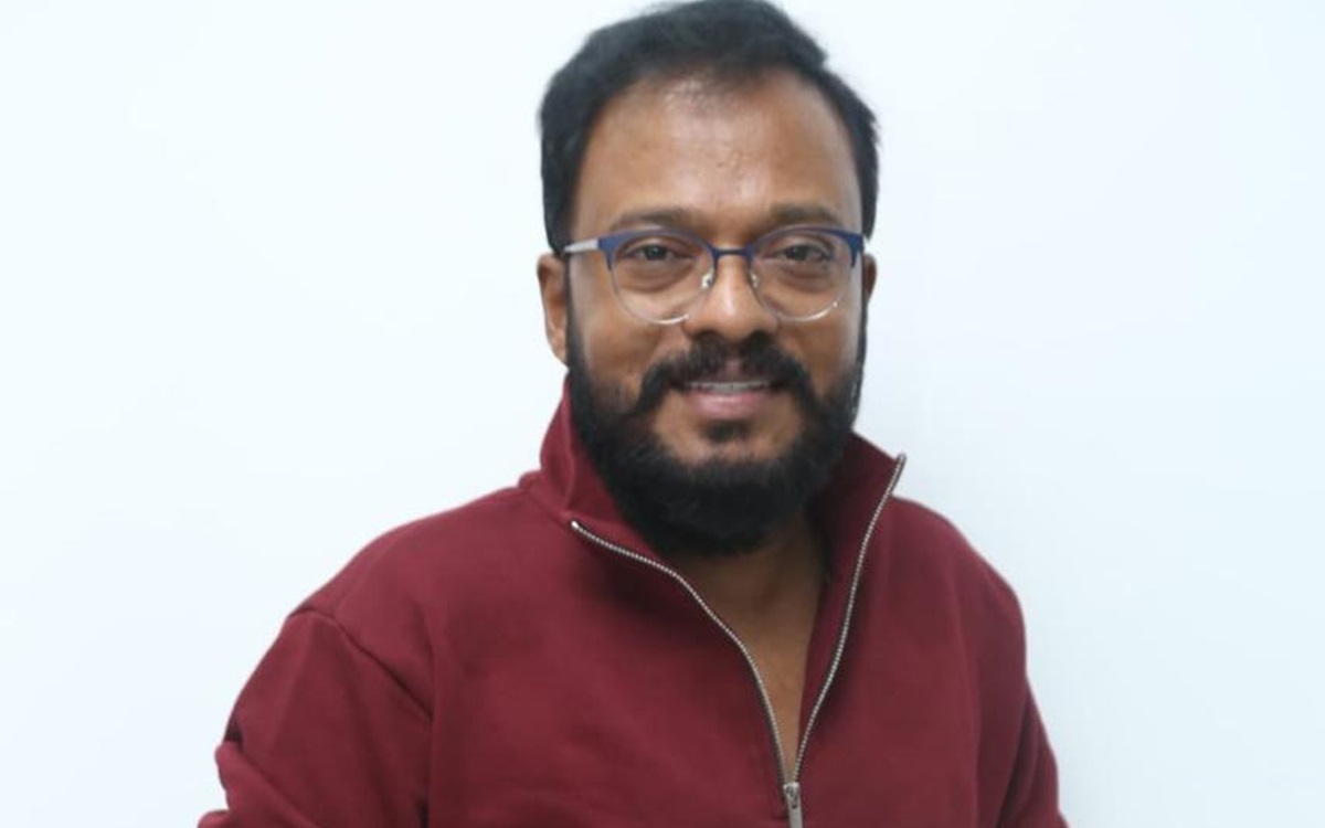 జరిగిన చరిత్రను తెరపైకి తీసుకు రావాలనే ప్రయత్నం చేశాను.. ‘రజాకార్’ దర్శకుడు యాటా స‌త్య‌నారాయ‌ణ