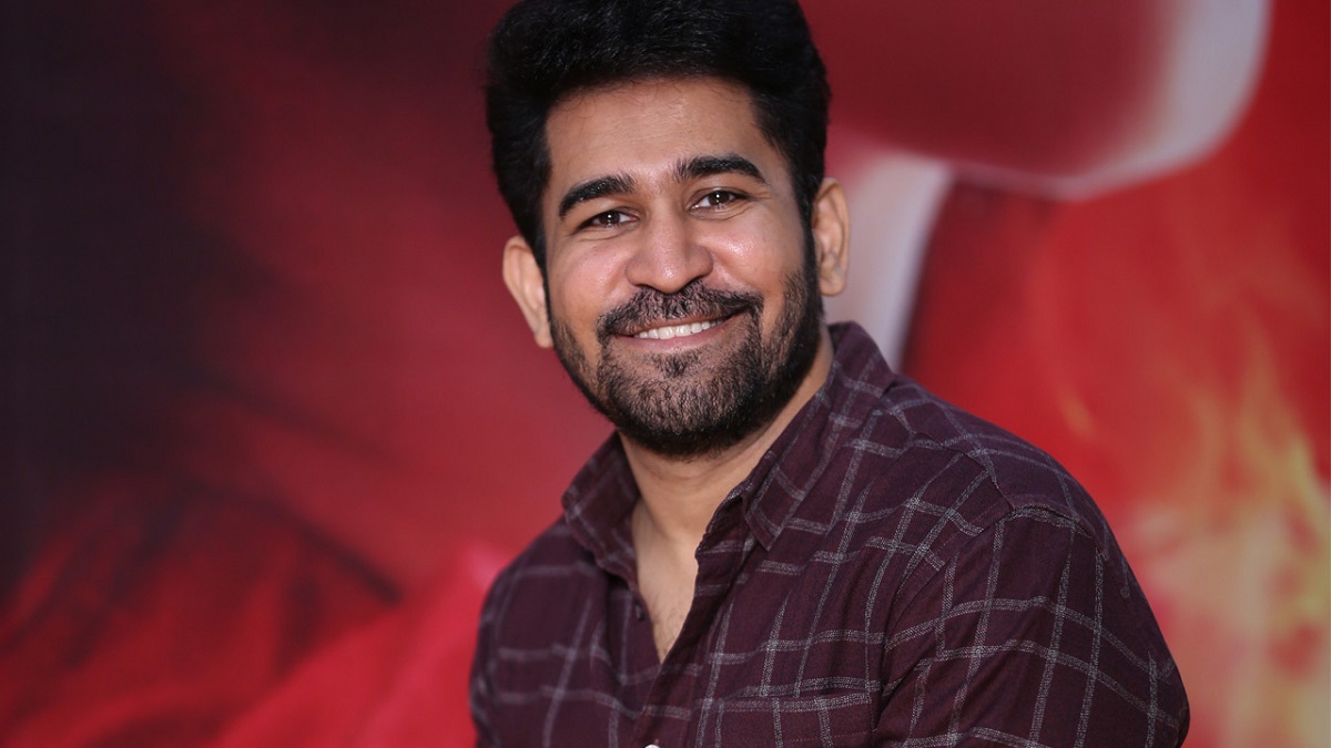 టాలీవుడ్ యంగ్ హీరో కోసం విజయ్ ఆంటోనీ ప్రయత్నాలు.!