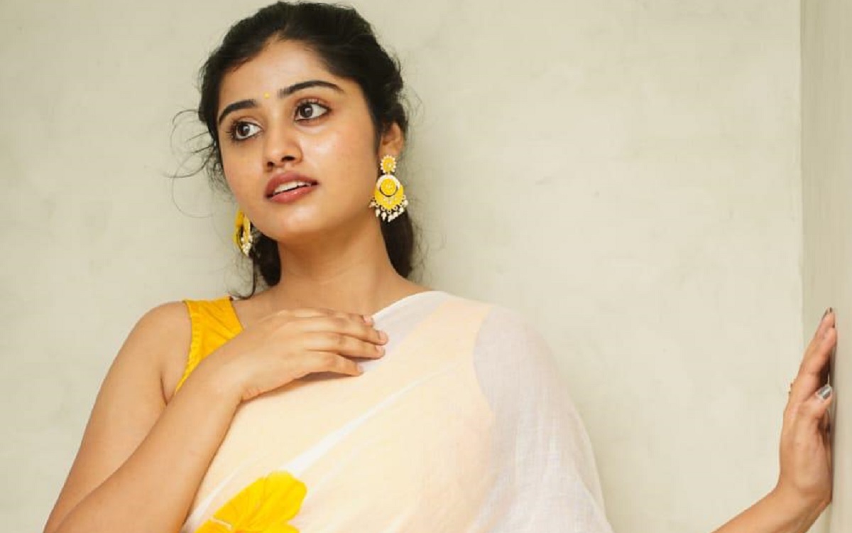 అల్లు అర్జున్ , సాయి పల్లవి నా ఫేవరేట్ యాక్టర్స్ : అతిర రాజ్ !!!