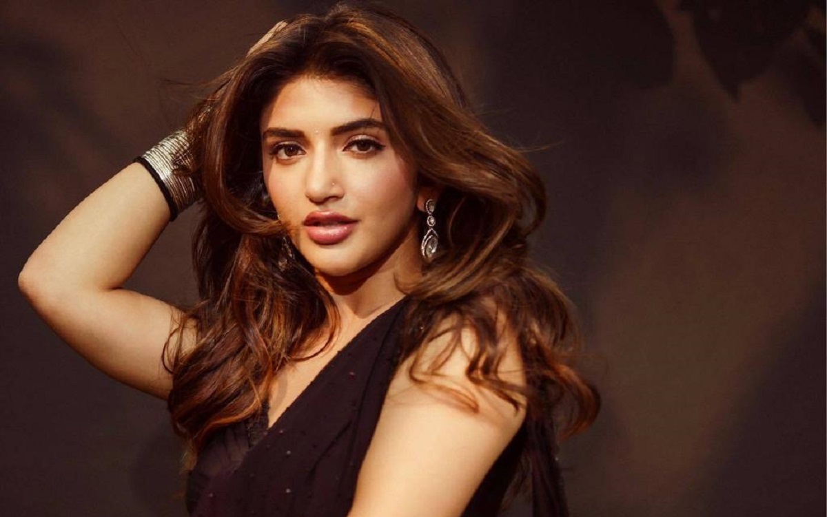 Sreeleela: నవ్వుతో హద్దులు చెరిపేయ్యాలి: శ్రీలీల