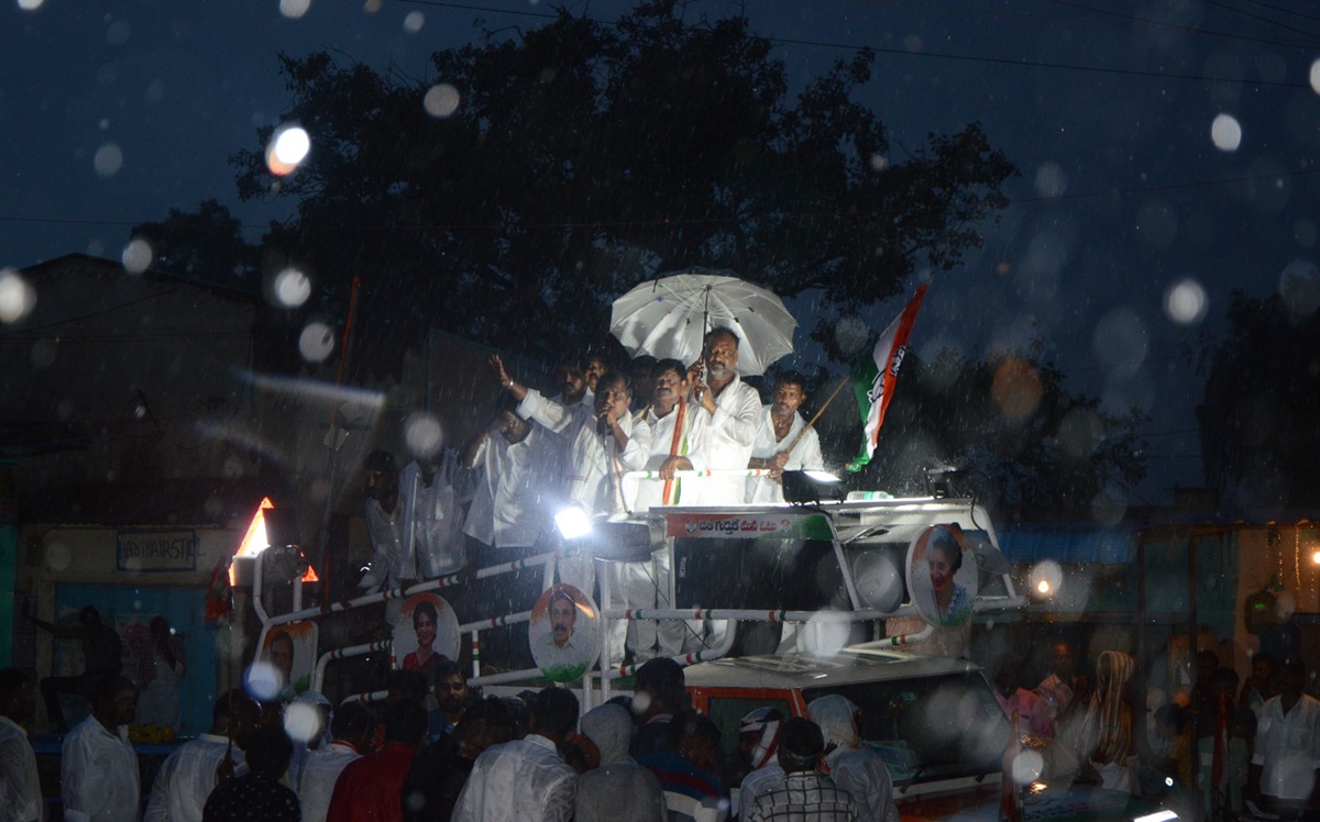 శింగనమలలో టీడీపీ, వైసీపీలకు షాక్ ఇవ్వనున్న కాంగ్రెస్..!
