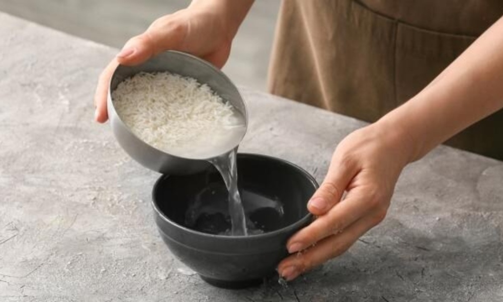 Beauty Tips: అందానికి బియ్యం నీళ్లు… బియ్యం నీటితో రెట్టింపు అందం సొంతం?