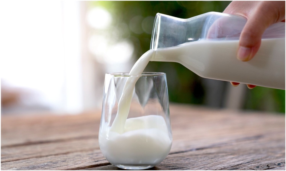 Milk: పిల్లలకు పాలు తాపించిన వెంటనే ఈ పదార్థాలు అస్సలు తినిపించకండి?