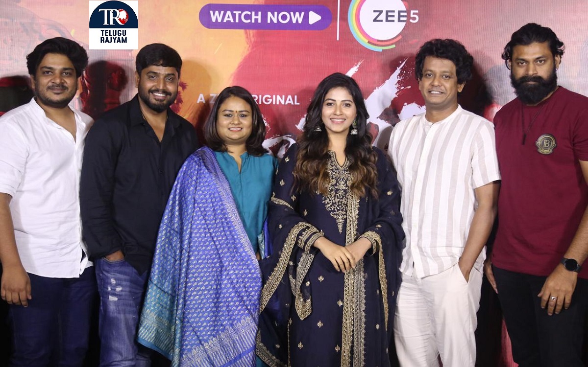 ఇంకా చూడని వాళ్లంతా కూడా చూడండి.. అందరికీ నచ్చుతుంది.. ‘బహిష్కరణ’ సక్సెస్ మీట్‌లో అంజలి