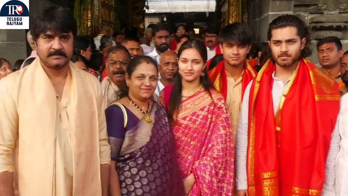 శ్రీవారిని దర్శించుకున్న శ్రీకాంత్‌ కుటుంబం