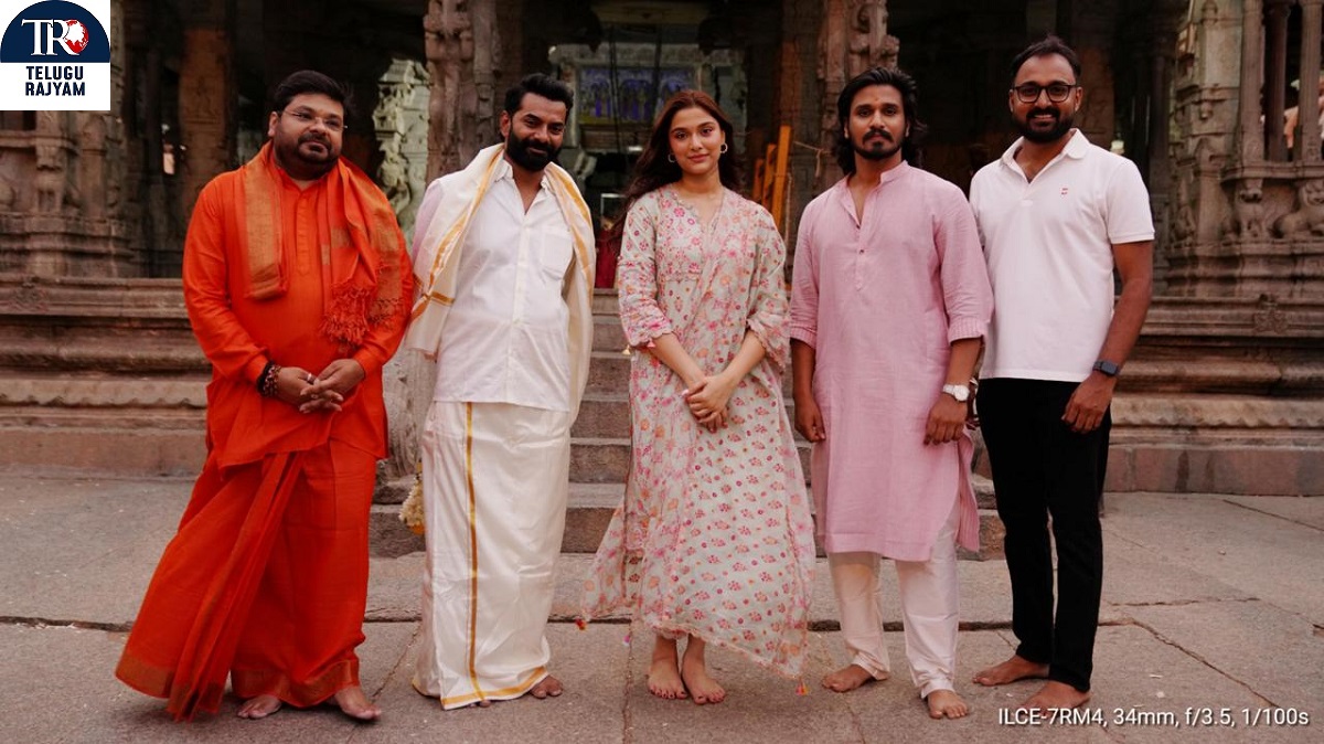 రామ్ చరణ్- విక్రమ్ రెడ్డి వి మెగా పిక్చర్స్, నిఖిల్ హీరోగా ‘ది ఇండియా హౌస్’ హంపిలో లాంచ్