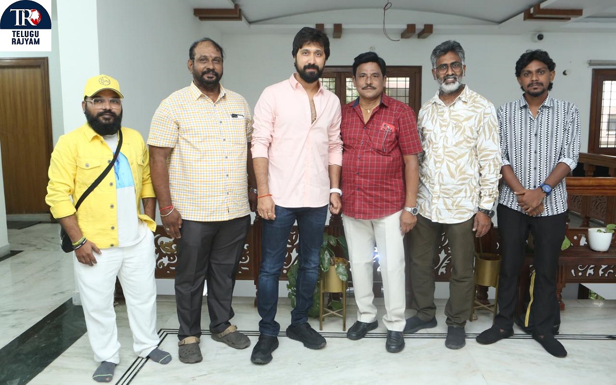 డైరెక్టర్ బాబీ చేతుల మీదుగా “రేవు” సినిమా ఫస్ట్ లుక్ పోస్టర్ రిలీజ్.