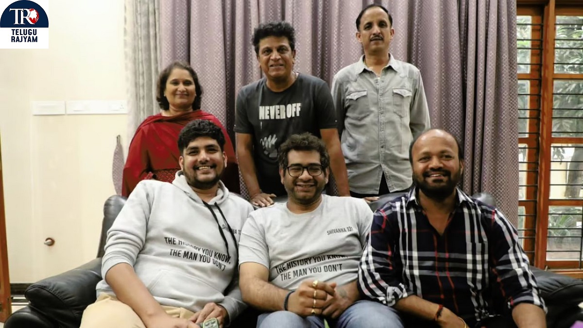 సెట్‌పైకి వెళ్ళడానికి సిద్ధమైన శివన్న 131… హ్యాట్రిక్ స్టార్‌ని కలుసుకున్న టీమ్