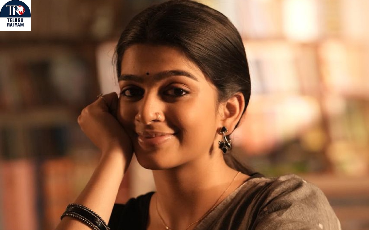 ‘8 వసంతాలు’ పూర్తి కావస్తున్న షూటింగ్, ఇండియా లోని అద్భుతమైన లొకేషన్లలో షూటింగ్