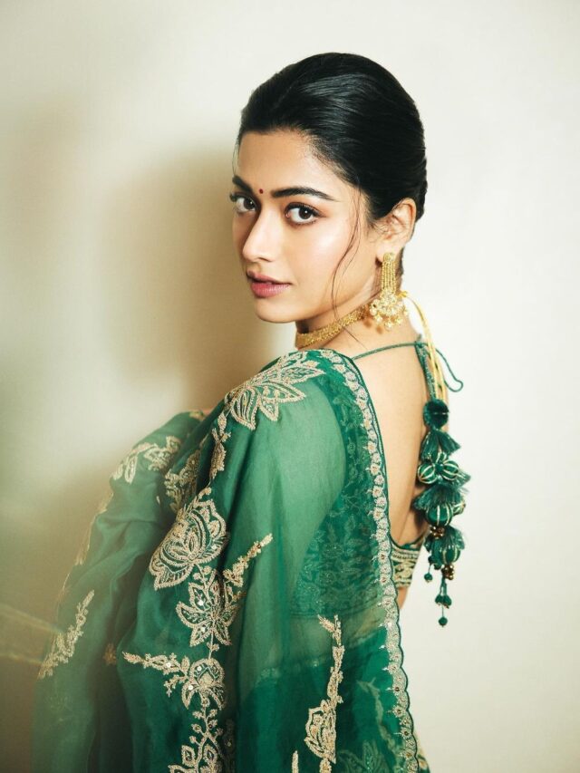 Rashmika Mandanna Fabulous Looks in Green Saree