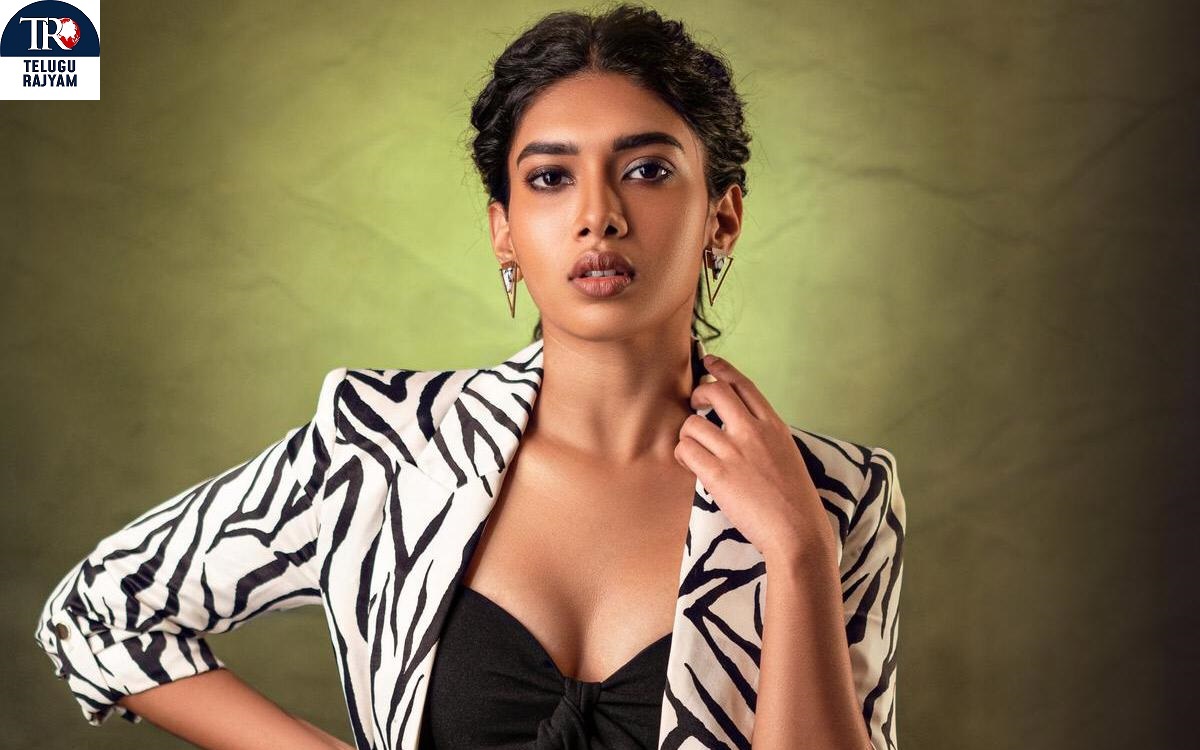 రజనీకాంత్‌తో నటించడం అంటే.. జ్వరం వచ్చేసింది:  హీరోయిన్‌ దుషార విజయన్‌