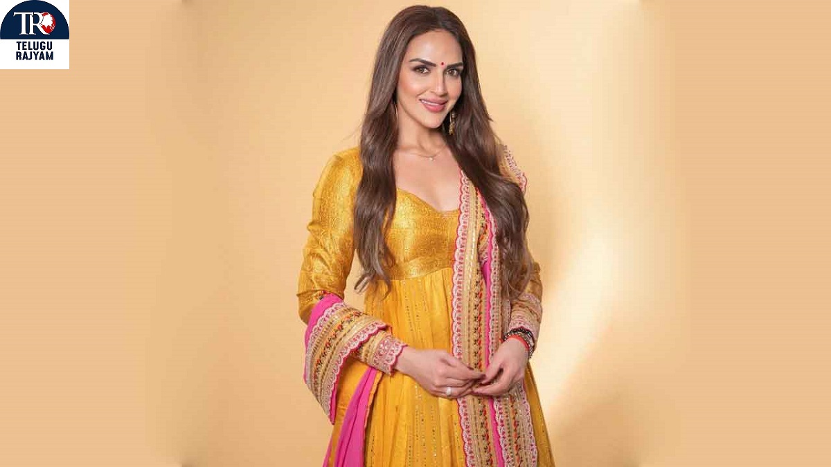 అసభ్యంగా తాకిన వ్యక్తి చెంప ఛెళ్లుమనిపించా: నటి ఈషా డియోల్‌ స్వానుభవం!