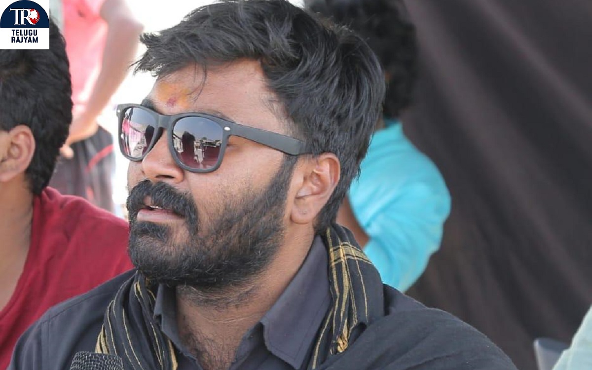 వరద బాధితులకు తన వంతు గా సహాయం అందించిన డైరెక్టర్ తల్లాడ సాయికృష్ణ