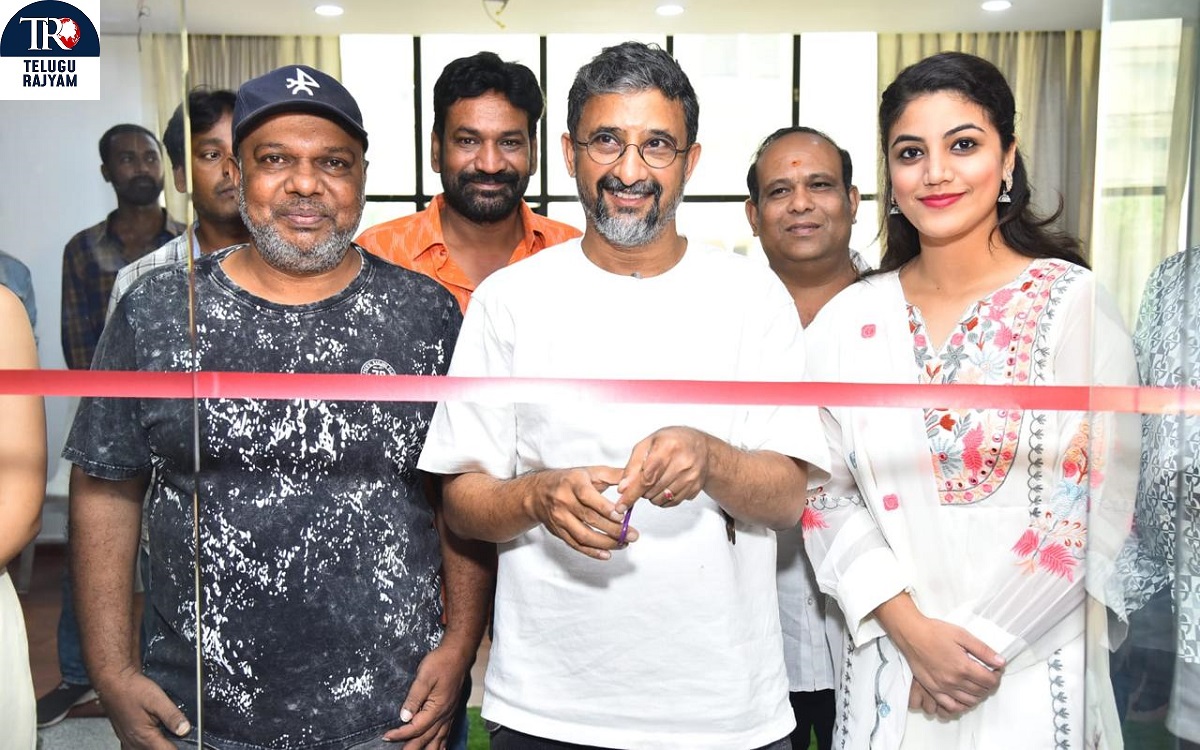 దర్శకుడు తేజ చేతుల మీదుగా ఘనంగా ప్రారంభమైన “ఈగిల్ ఐ సినీ స్టూడియో”