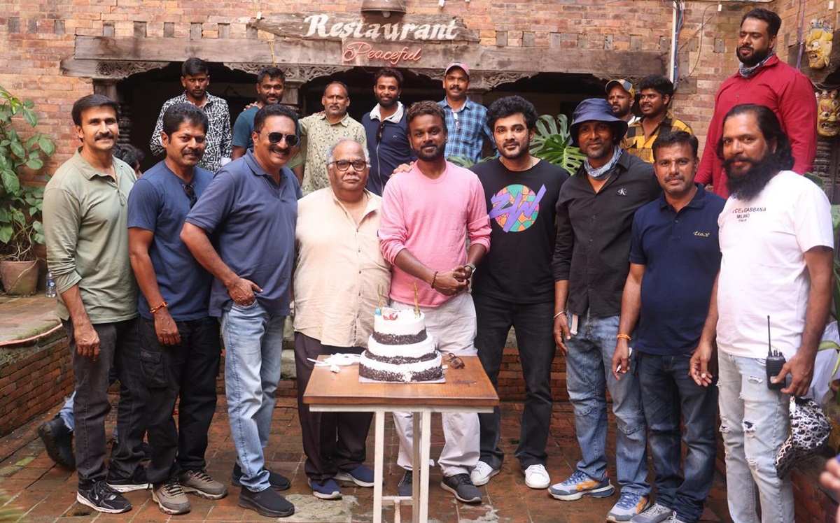 Jack – Konchem Crack: ‘జాక్- కొంచెం క్రాక్’… శరవేగంగా జ‌రుగుతోన్న‌ షూటింగ్.. సెట్స్‌లో డైరెక్ట‌ర్ బ‌ర్త్ డే సెల‌బ్రేష‌న్స్‌