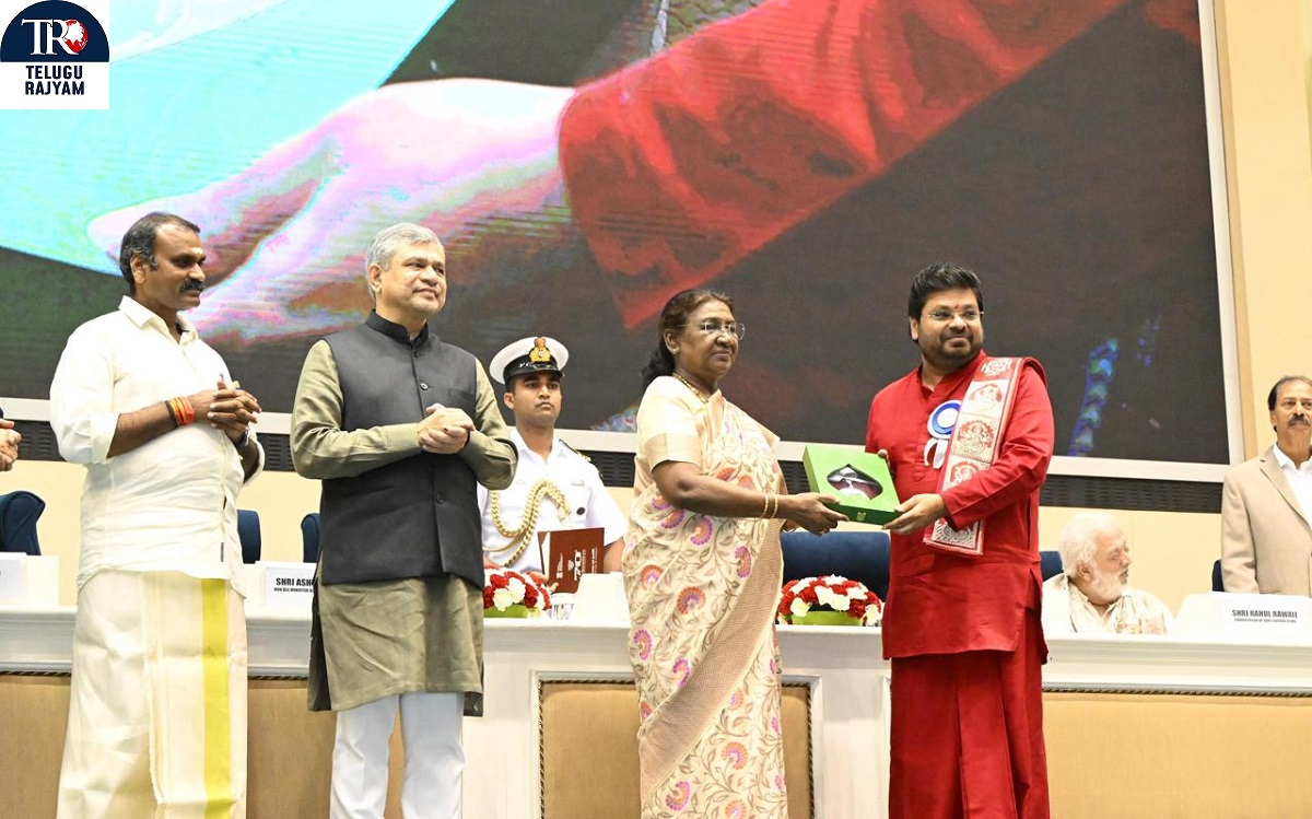 Karthikeya 2: కార్తికేయ2 చిత్ర యూనిట్‌కు తెలంగాణ ఫిల్మ్ చాంబర్ ఆఫ్ కామర్స్ అభినందనలు