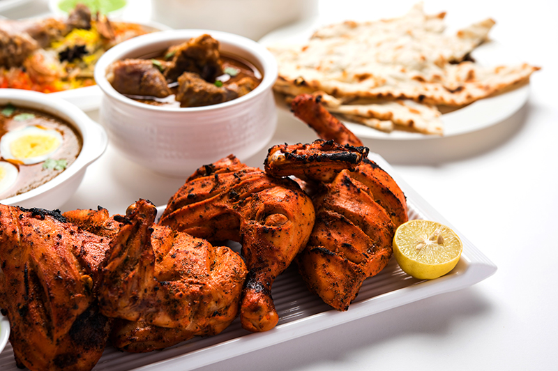 నాన్ వెజ్ తో కలిపి ఈ వంటకాలు తింటే చాలా ప్రమాదం.. తీసుకోవాల్సిన జాగ్రత్తలివే!