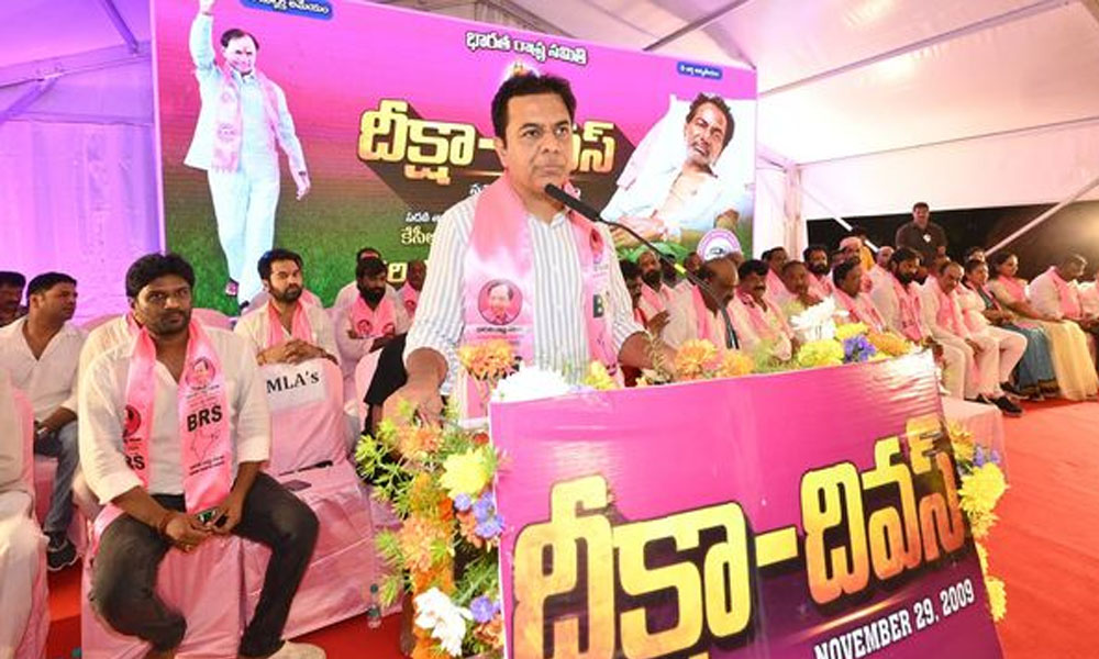 KTR: జనతా గ్యారేజ్ లా మారిన తెలంగాణ భవన్.. కేటీఆర్ సంచలన వ్యాఖ్యలు!