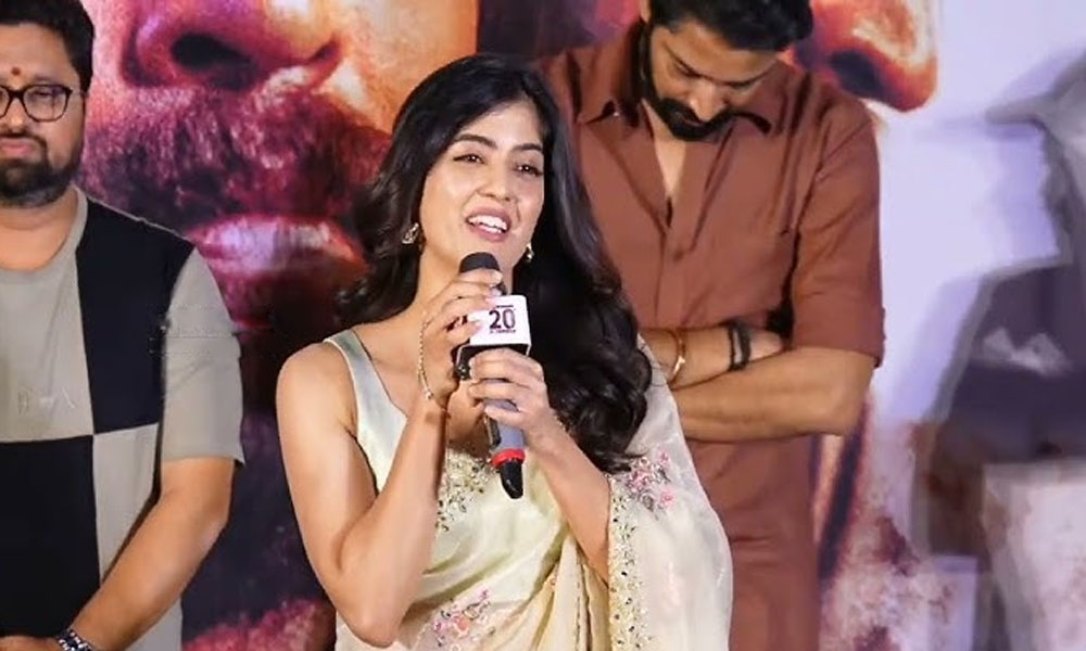 ఆ కోరిక మరింత పెరిగింది.. తనని డబ్బింగ్ చెప్పనివ్వట్లేదంటున్న అమృత అయ్యర్!