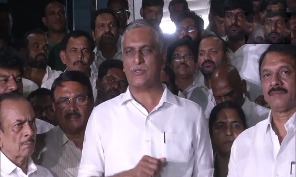 Harish Rao:  జైలు నుంచి విడుదలైన హరీష్ రావు..  పోలీసులకు స్ట్రాంగ్ వార్నింగ్!