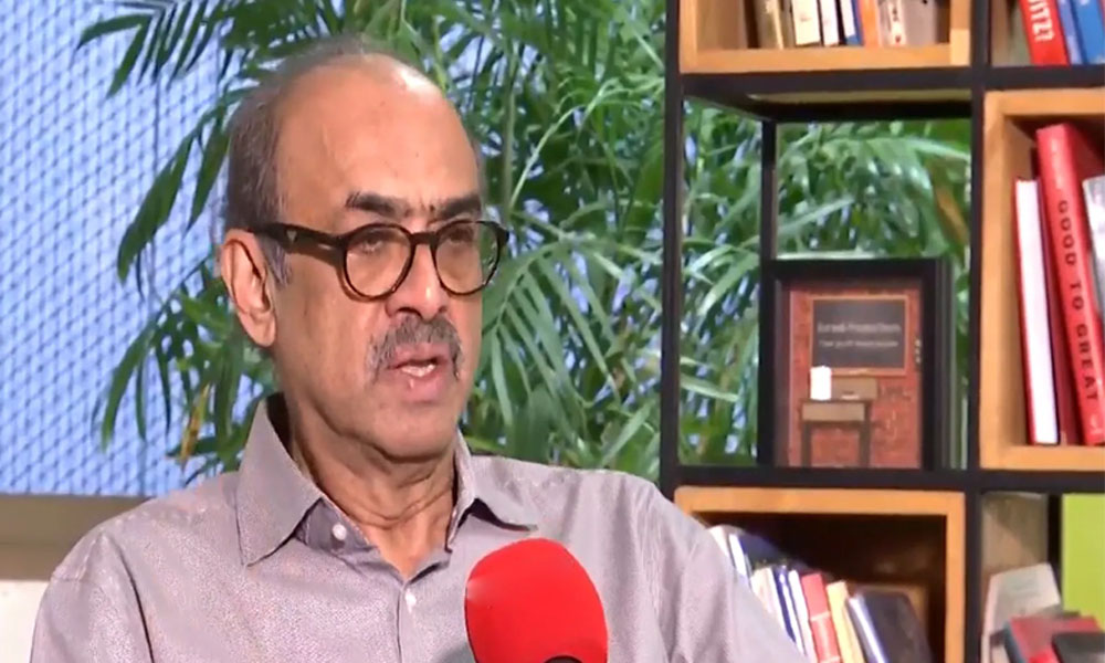 ఇద్దరూ అప్రమత్తంగా ఉండాలి.. నిర్మాత సురేష్ బాబు వైరల్ కామెంట్స్!