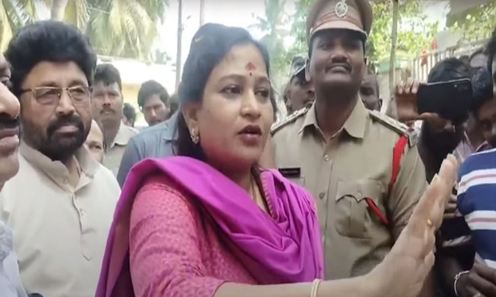 AP: నా పేరు చెప్పి దండాలు చేస్తే సహించను… హోం మంత్రి అనిత సీరియస్ వార్నింగ్!