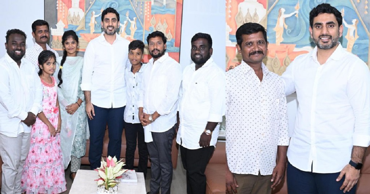 దేవర డ్యాన్స్ తో సస్పెన్షన్.. ఆర్టీసీ డ్రైవర్ తో లోకేష్ స్పెషల్ మీట్!