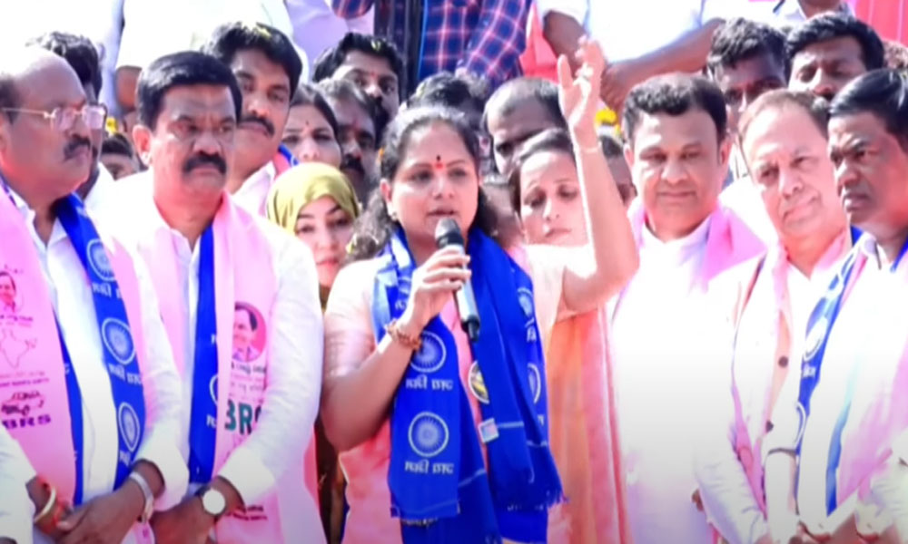 Kavitha: రేవంత్ కూడా బాబు శిష్యుడే కదా… తెలంగాణ తల్లి మార్పు పై ఫైర్ అయిన కవిత!