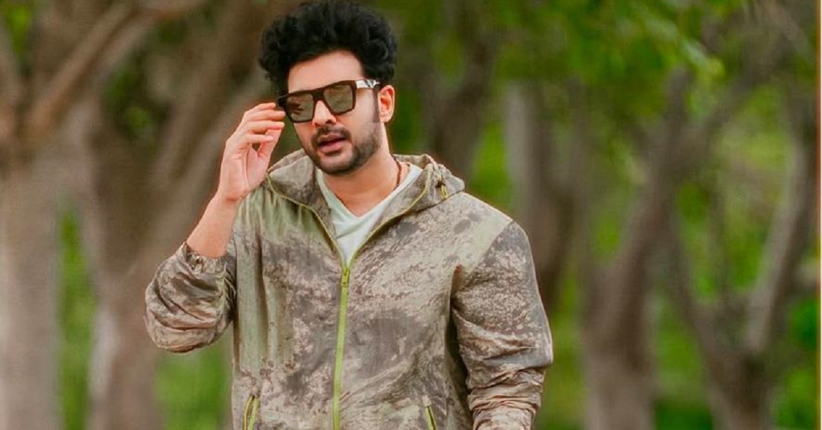 సిద్ధు జొన్న‌ల‌గ‌డ్డ హీరోగా బొమ్మ‌రిల్లు భాస్క‌ర్ దర్శకత్వంలో ‘జాక్- కొంచెం క్రాక్’ ఏప్రిల్ 10న విడుదల