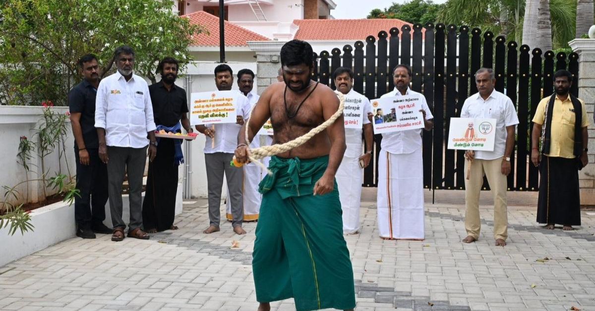 ఇంటి ముందే కొరడాతో కొట్టుకున్న అన్నామలై