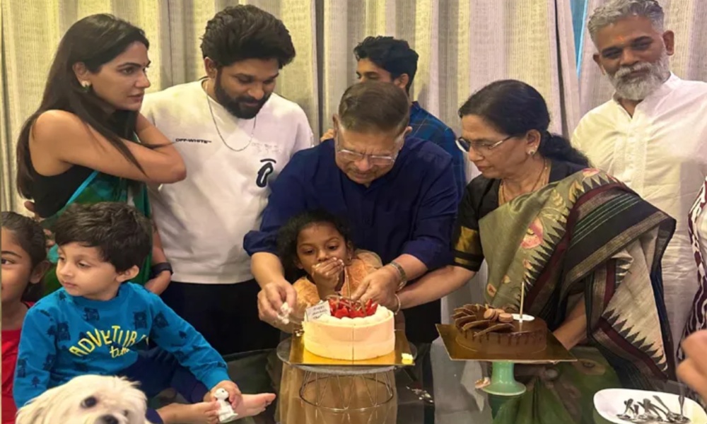 Allu Arjun: తండ్రికి స్పెషల్ బర్త్డే విషెస్ చెప్పిన అల్లు అర్జున్.. నెట్టింట పోస్ట్ వైరల్!