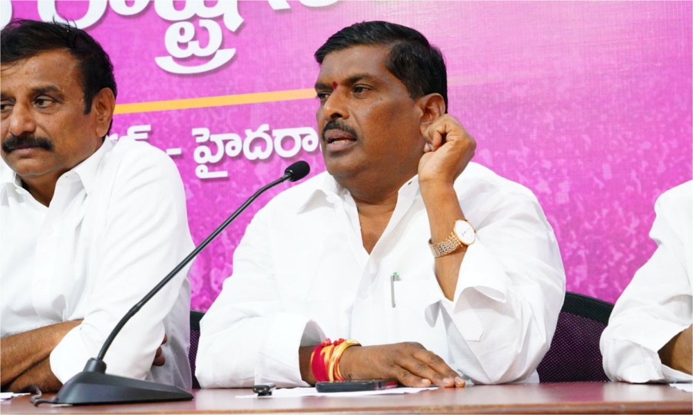 TG: బరాబర్ నేను కేసీఆర్ ఫోటోనే పెట్టుకుంటా… రేవంత్ కు షాక్ ఇచ్చిన కాంగ్రెస్ ఎమ్మెల్యే?