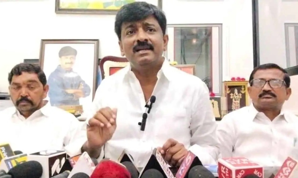 AP: అప్రూవర్ గా మారనున్న విజయ్ సాయి రెడ్డి… పులివెందులకు ఉప ఎన్నికలు తప్పవు?