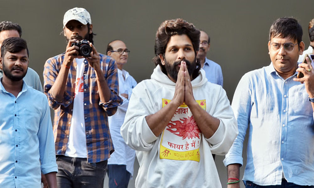 Allu Arjun: అల్లు అర్జున్ బెయిల్ కోసం చేసిన ఖర్చు ఎంతో తెలుసా… ఆ డబ్బుతో ఓ ఇండియా సినిమానే చేయొచ్చు?