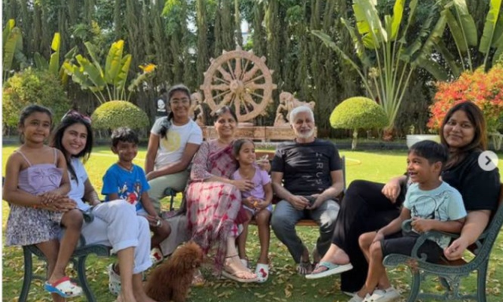 VSR: రాజకీయాలకు రాజీనామా…. నందమూరి కుటుంబంతో సందడి చేసిన విజయసాయిరెడ్డి?