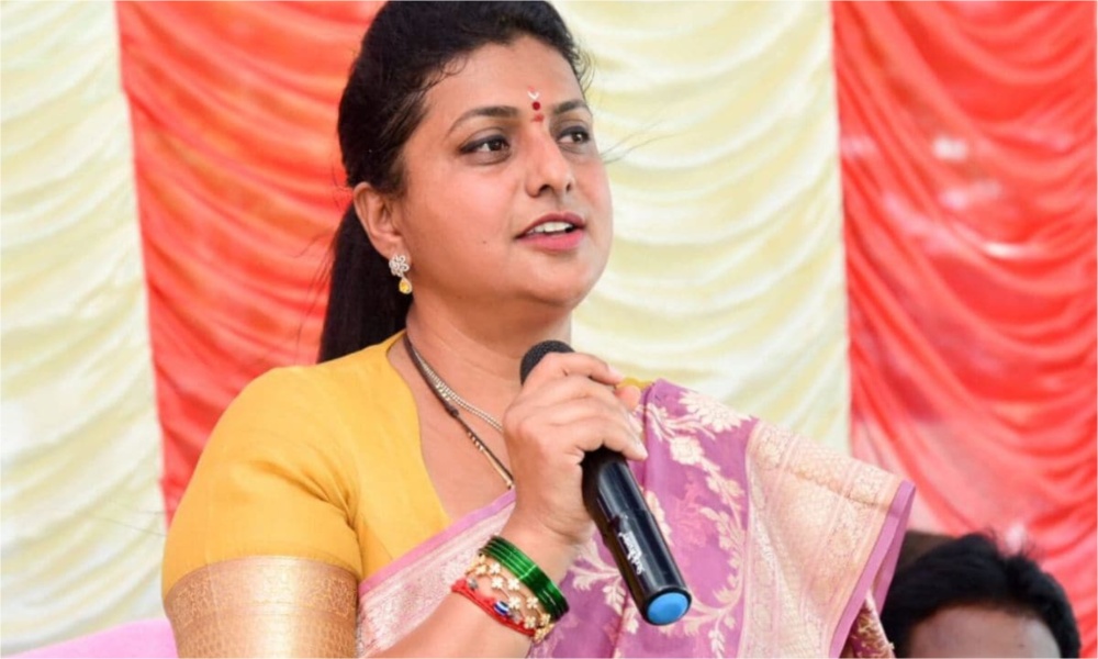 Roja: జగనన్న భయపడతాడో లేదో సోనియా గాంధీని అడగండి.. కూటమికి కౌంటర్ ఇచ్చిన రోజా !