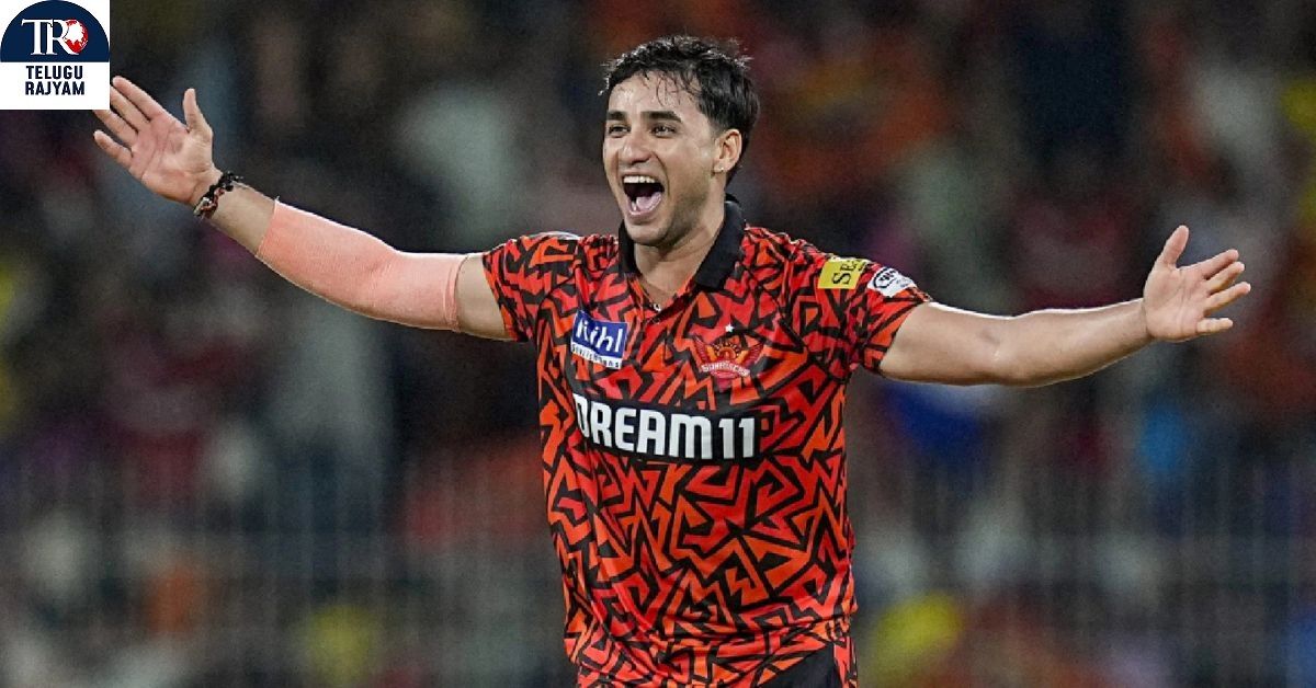 Abhishek Sharma: అభిషేక్ శర్మకు ప్రమోషన్ ఇచ్చిన SRH