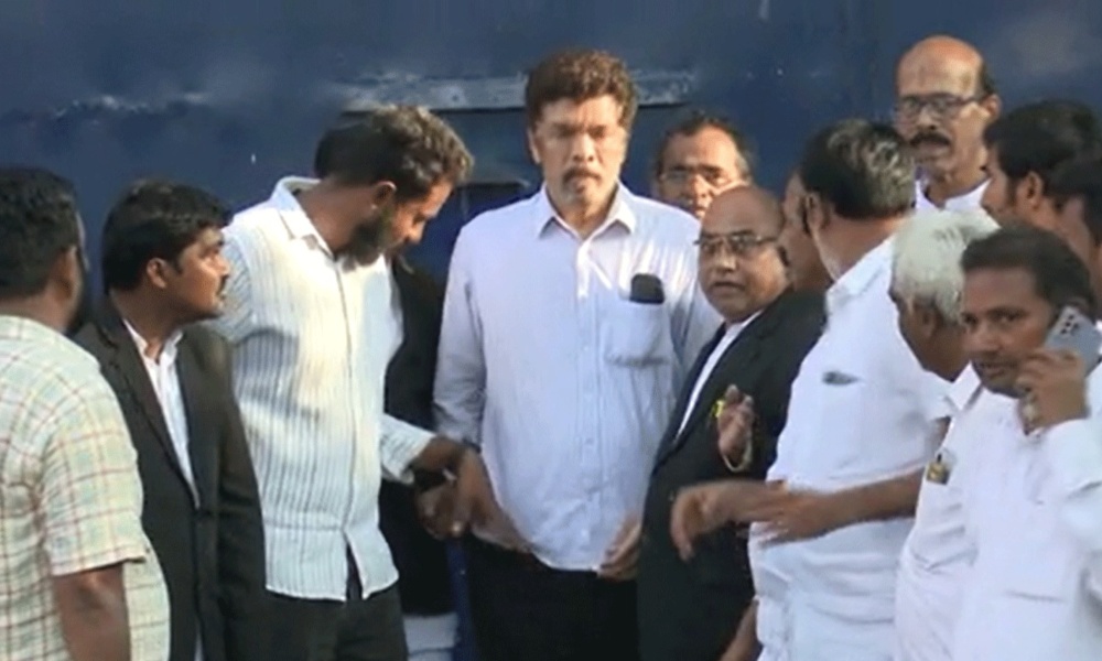 Posani: ఎట్టకేలకు జైలు నుంచి బయటకు వచ్చిన పోసాని… వారిని చూసి కన్నీళ్లు పెట్టుకున్న నటుడు!