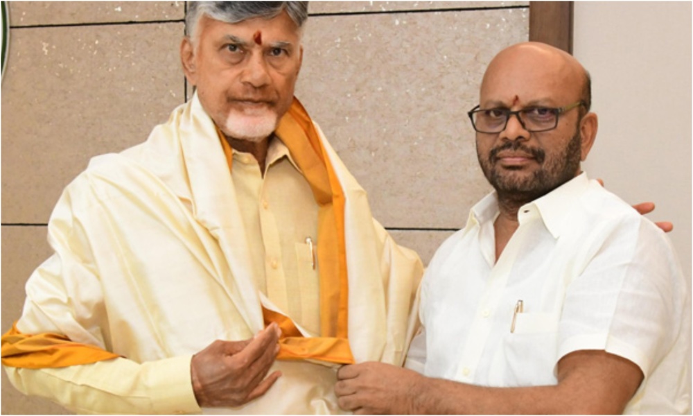 AP: చంద్రబాబును ఇరకాటంలో పడేస్తున్న వర్మ కొత్త డిమాండ్…. పవన్ కు చెక్ పెట్టడమే లక్ష్యమా?