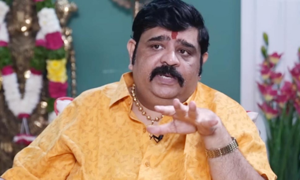Venu Swamy: కృష్ణ మరణానికి మహేష్ బాబు కారణం… బాంబు పేల్చిన వేణు స్వామి!