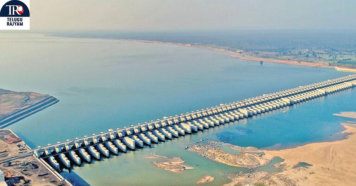 Kaleshwaram Project: కాళేశ్వరం ప్రాజెక్ట్‌పై షాక్ రిపోర్టు: బ్యారేజీలు అప్రయోజకమేనా?