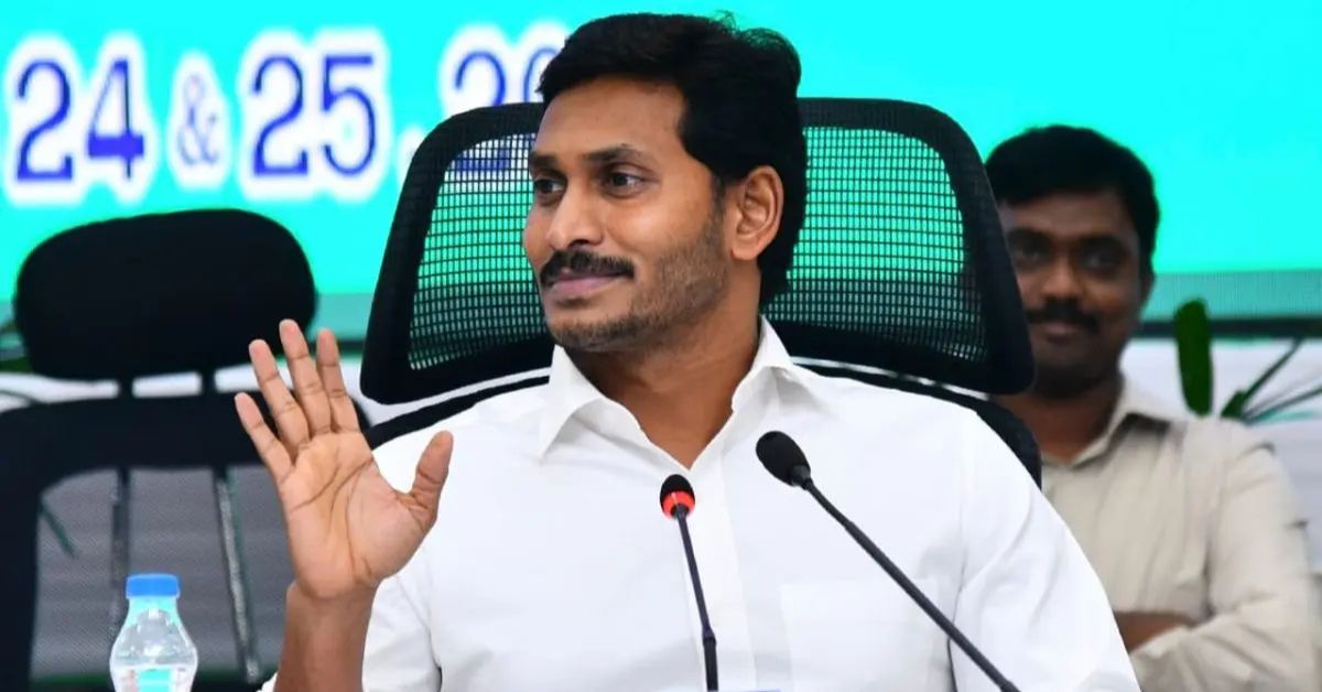YS Jagan: జగన్ పై మళ్ళీ ఊహించని ఒత్తిడి.. ఓ వైపు మాటల తూటాలు.. మరోవైపు న్యాయపరమైన దెబ్బలు..