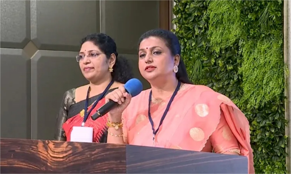 Roja: జగనన్న 2.0 వారికి వడ్డీతో సహా తిరిగి చెల్లిస్తాం…. ఆర్కే రోజా సంచలన వ్యాఖ్యలు!