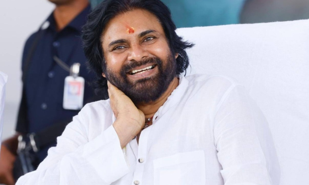 Tollywood: సినీ సెలబ్రిటీలు సీఎంను ఎందుకు కలవాలి…. పవన్ కు దిమ్మతిరిగే కౌంటర్ ఇచ్చిన రాజేంద్రప్రసాద్?