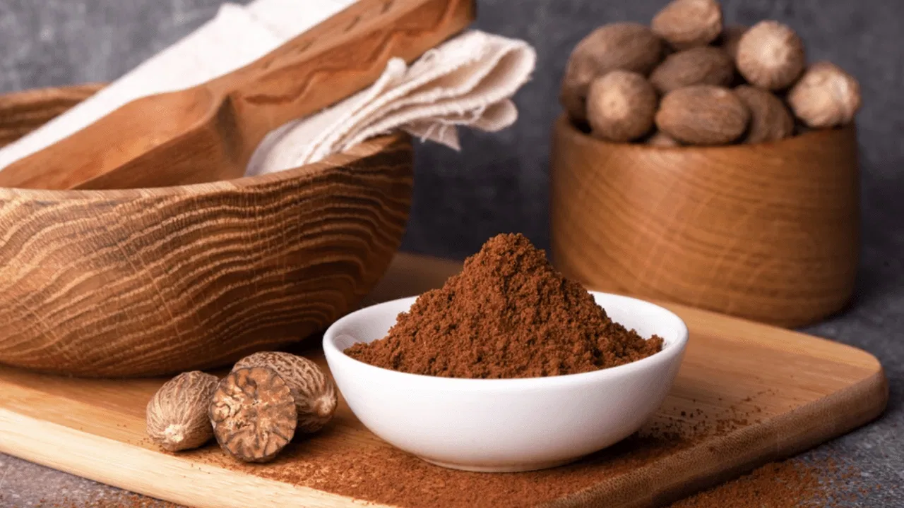 జాజికాయ పొడి తీసుకుంటే ప్రమాదకర సమస్యలకు చెక్.. అద్భుతమైన బెనిఫిట్స్ పొందవచ్చట!