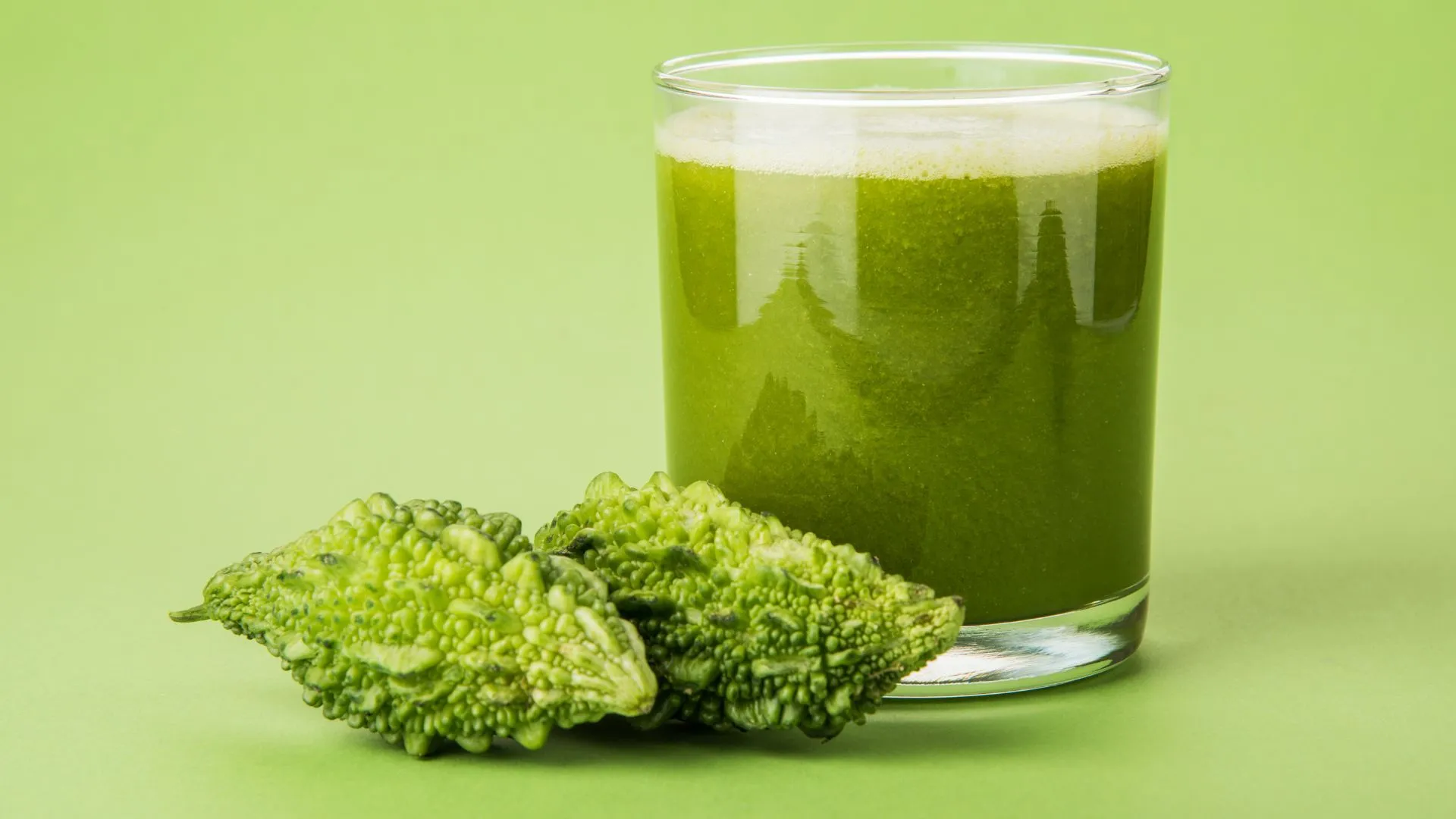 నెల రోజులు కాకరకాయ జ్యూస్ తాగితే అమేజింగ్ హెల్త్ బెనిఫిట్స్.. ఈ విషయాలు తెలుసా?