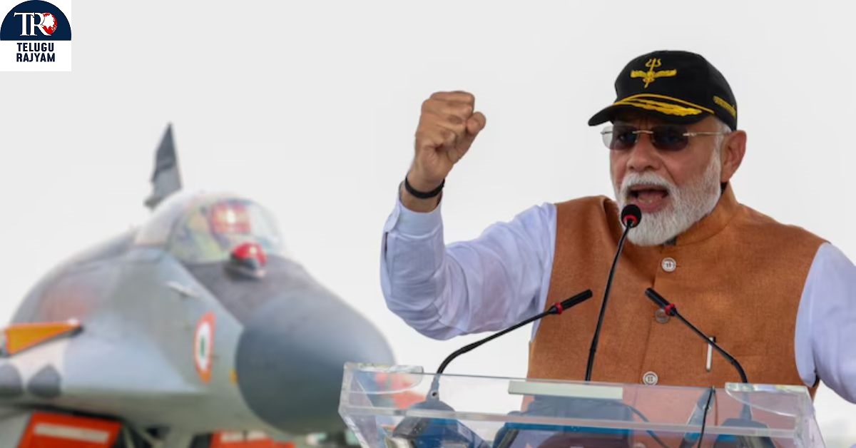 Narendra Modi: మోదీ హెచ్చరికలపై పాక్ భయాందోళన.. రెచ్చగొట్టే వ్యాఖ్యలంటూ స్పందన