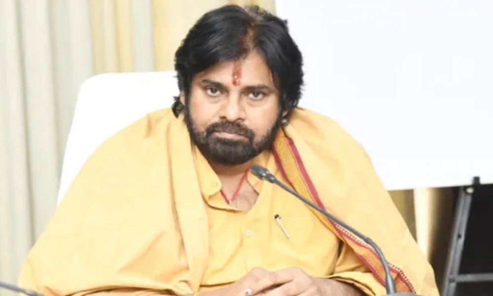 Pithapuram: పవన్ ఇలకాలో ఇసుక దందా… పవన్ కళ్యాణ్ కు ఝలక్ ఇచ్చిన వర్మ!